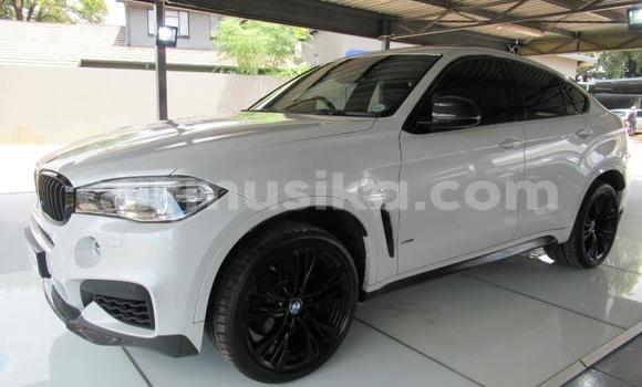 Buy Used BMW X6 White Car in Beitbridge in Matabeleland South Buy Used BMW X6 White Car in Beitbridge in Matabeleland South