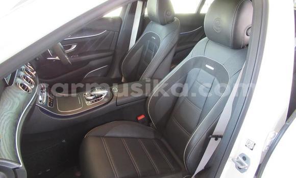 Tenga Tsaru Mercedes‒Benz CL–Class Chena Mota in Beitbridge in Matabeleland South Tenga Tsaru Mercedes‒Benz CL–Class Chena Mota in Beitbridge in Matabeleland South