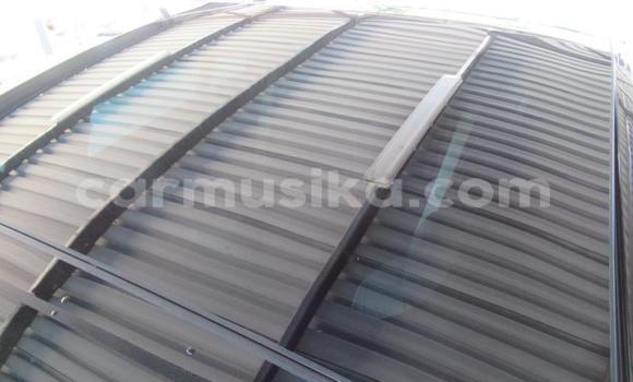 Tenga Tsaru Mercedes‒Benz CL–Class Chena Mota in Beitbridge in Matabeleland South Tenga Tsaru Mercedes‒Benz CL–Class Chena Mota in Beitbridge in Matabeleland South