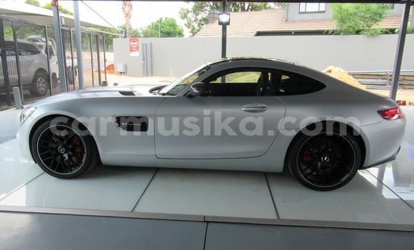 Tenga Tsaru Mercedes‒Benz C–Class Sirivha Mota in Beitbridge in Matabeleland South Tenga Tsaru Mercedes‒Benz C–Class Sirivha Mota in Beitbridge in Matabeleland South