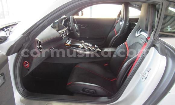 Tenga Tsaru Mercedes‒Benz C–Class Sirivha Mota in Beitbridge in Matabeleland South Tenga Tsaru Mercedes‒Benz C–Class Sirivha Mota in Beitbridge in Matabeleland South