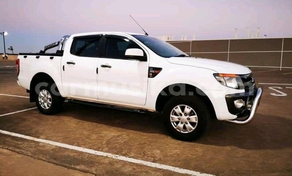 Nunua Ilio tumika Ford Ranger Nyeupe Gari ndani ya Beitbridge nchini Matabeleland Kusini Nunua Ilio tumika Ford Ranger Nyeupe Gari ndani ya Beitbridge nchini Matabeleland Kusini
