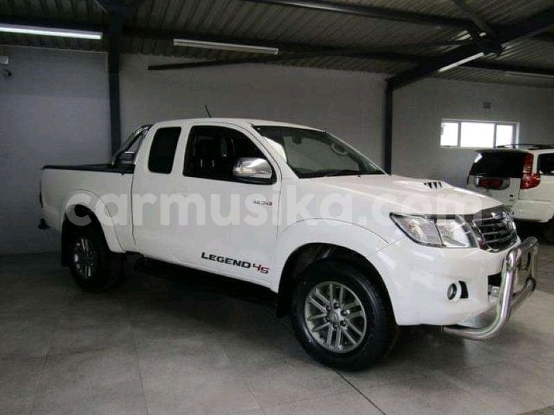 Big with watermark toyota hilux matabeleland south beitbridge 15964