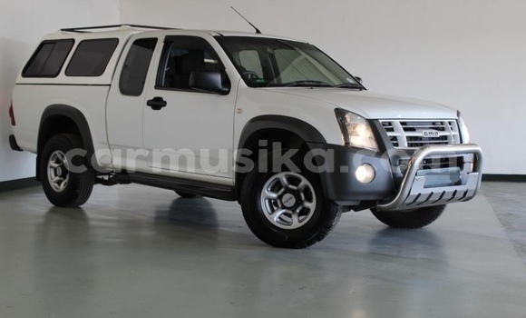 Acheter Occasion Voiture Isuzu KB Blanc à Harare, Harare