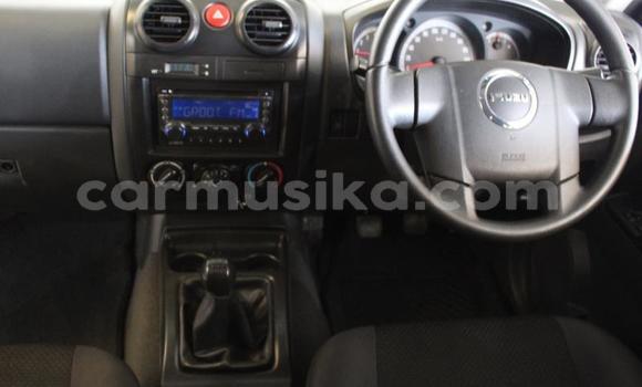 Tenga Tsaru Isuzu KB Chena Mota in Harare in Harare Tenga Tsaru Isuzu KB Chena Mota in Harare in Harare