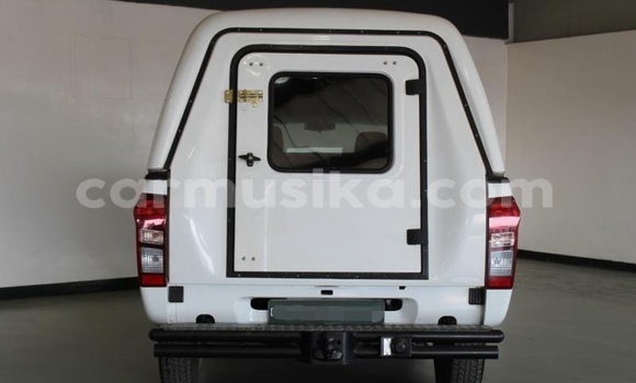 Tenga Tsaru Isuzu KB Chena Mota in Beitbridge in Matabeleland South Tenga Tsaru Isuzu KB Chena Mota in Beitbridge in Matabeleland South