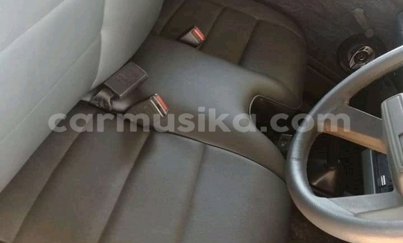 Acheter Occasion Voiture Toyota Hilux Blanc à Beitbridge, Matabeleland South Acheter Occasion Voiture Toyota Hilux Blanc à Beitbridge, Matabeleland South