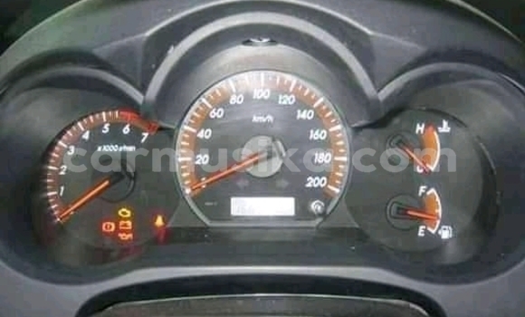 Buy Used Toyota Hilux White Car in Beitbridge in Matabeleland South Buy Used Toyota Hilux White Car in Beitbridge in Matabeleland South