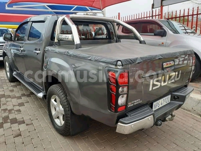 Big with watermark isuzu kb matabeleland south beitbridge 15978