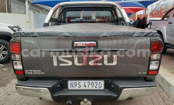 Tenga Tsaru Isuzu KB Sirivha Mota in Beitbridge in Matabeleland South Tenga Tsaru Isuzu KB Sirivha Mota in Beitbridge in Matabeleland South