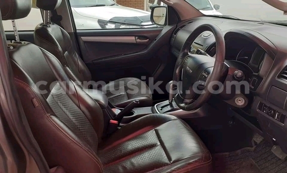 Tenga Tsaru Isuzu KB Sirivha Mota in Beitbridge in Matabeleland South Tenga Tsaru Isuzu KB Sirivha Mota in Beitbridge in Matabeleland South