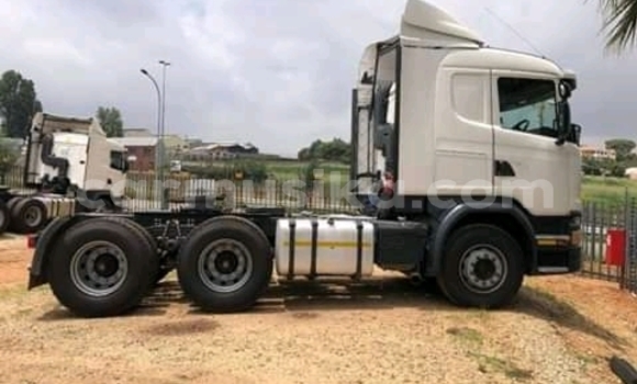 Tenga Tsaru Scania R420 Chena Rori in Beitbridge in Matabeleland South Tenga Tsaru Scania R420 Chena Rori in Beitbridge in Matabeleland South