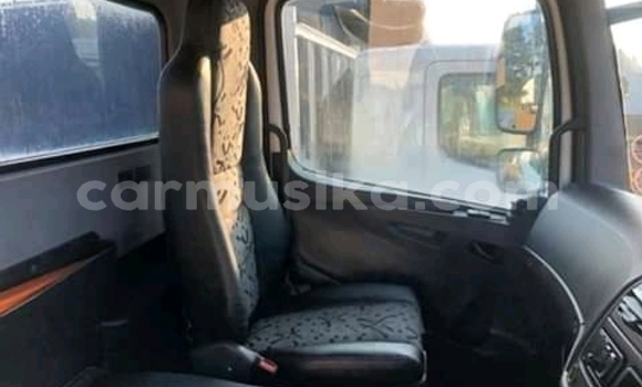 Tenga Tsaru MercedesโBenz 2628 Chena Rori in Beitbridge in Matabeleland South Tenga Tsaru MercedesโBenz 2628 Chena Rori in Beitbridge in Matabeleland South