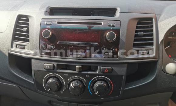 Tenga Tsaru Toyota Hilux Chena Mota in Harare in Harare Tenga Tsaru Toyota Hilux Chena Mota in Harare in Harare