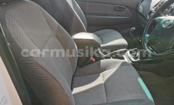 Tenga Tsaru Toyota Hilux Chena Mota in Harare in Harare Tenga Tsaru Toyota Hilux Chena Mota in Harare in Harare