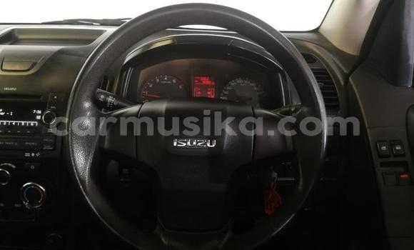 Buy Used Isuzu KB White Car in Beitbridge in Matabeleland South Buy Used Isuzu KB White Car in Beitbridge in Matabeleland South