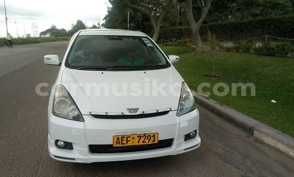 Buy Used Toyota Wish White Car in Harare in Harare Buy Used Toyota Wish White Car in Harare in Harare