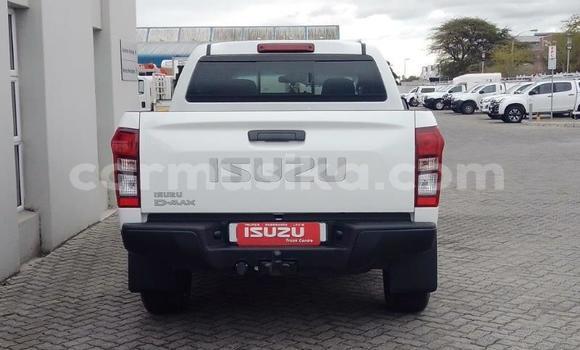 Tenga Tsaru Isuzu D–MAX Chena Mota in Harare in Harare Tenga Tsaru Isuzu D–MAX Chena Mota in Harare in Harare
