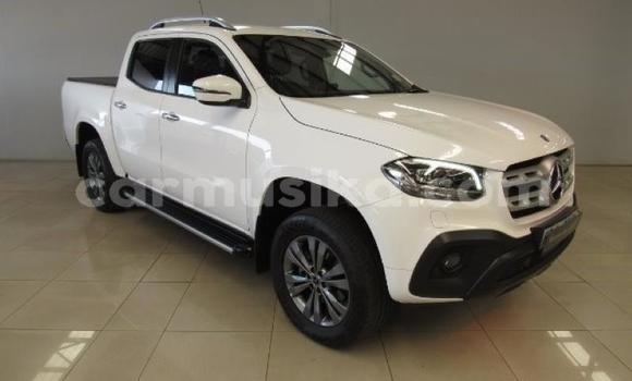 Buy Used Mercedes‒Benz X-klasse Concept White Car in Beitbridge in Matabeleland South Buy Used Mercedes‒Benz X-klasse Concept White Car in Beitbridge in Matabeleland South