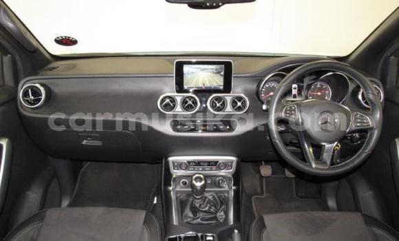 Buy Used Mercedes‒Benz X-klasse Concept White Car in Beitbridge in Matabeleland South Buy Used Mercedes‒Benz X-klasse Concept White Car in Beitbridge in Matabeleland South