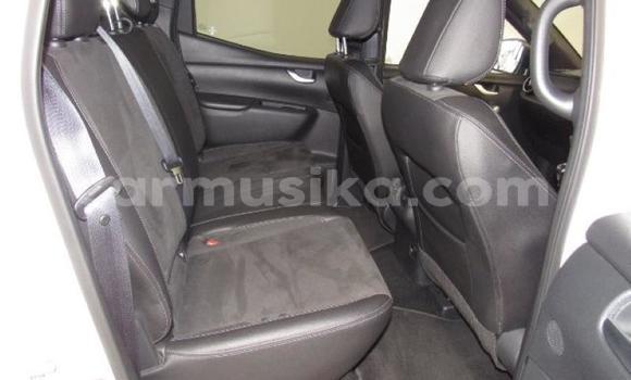 Buy Used Mercedes‒Benz X-klasse Concept White Car in Beitbridge in Matabeleland South Buy Used Mercedes‒Benz X-klasse Concept White Car in Beitbridge in Matabeleland South