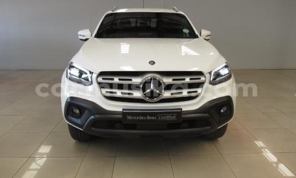 Buy Used Mercedes‒Benz X-klasse Concept White Car in Beitbridge in Matabeleland South Buy Used Mercedes‒Benz X-klasse Concept White Car in Beitbridge in Matabeleland South