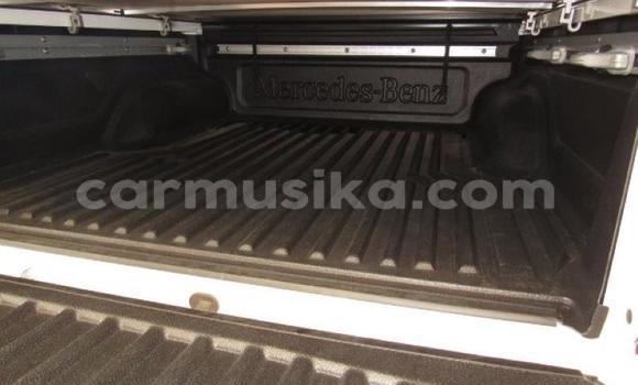 Buy Used Mercedes‒Benz X-klasse Concept White Car in Beitbridge in Matabeleland South Buy Used Mercedes‒Benz X-klasse Concept White Car in Beitbridge in Matabeleland South