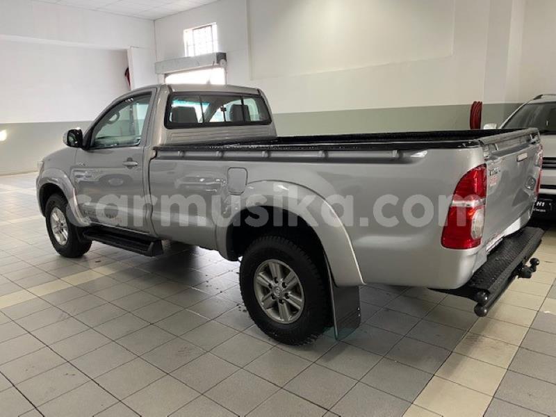 Big with watermark toyota hilux matabeleland south beitbridge 16011