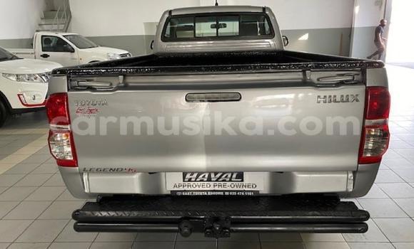 Acheter Occasion Voiture Toyota Hilux Gris à Beitbridge, Matabeleland South Acheter Occasion Voiture Toyota Hilux Gris à Beitbridge, Matabeleland South