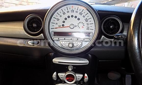 Buy Used MINI Cooper Red Car in Harare in Harare Buy Used MINI Cooper Red Car in Harare in Harare