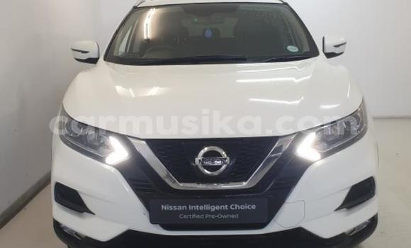 Acheter Occasion Voiture Nissan Qashqai Blanc à Beitbridge, Matabeleland South Acheter Occasion Voiture Nissan Qashqai Blanc à Beitbridge, Matabeleland South