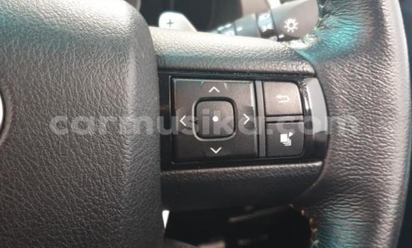 Acheter Occasion Voiture Toyota Fortuner Gris à Beitbridge, Matabeleland South Acheter Occasion Voiture Toyota Fortuner Gris à Beitbridge, Matabeleland South