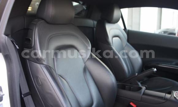 Acheter Occasion Voiture Audi A6 allroad Blanc à Beitbridge, Matabeleland South Acheter Occasion Voiture Audi A6 allroad Blanc à Beitbridge, Matabeleland South