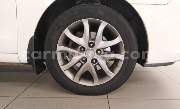 Nunua Ilio tumika Hyundai i30 Nyeupe Gari ndani ya Beitbridge nchini Matabeleland Kusini Nunua Ilio tumika Hyundai i30 Nyeupe Gari ndani ya Beitbridge nchini Matabeleland Kusini