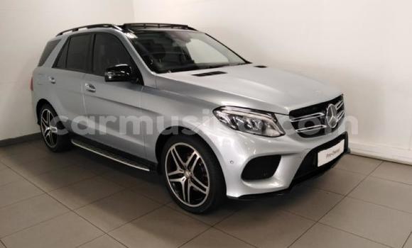 Acheter Occasion Voiture Mercedes‒Benz C-klasse Gris à Beitbridge, Matabeleland South Acheter Occasion Voiture Mercedes‒Benz C-klasse Gris à Beitbridge, Matabeleland South