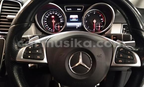 Acheter Occasion Voiture Mercedes‒Benz C-klasse Gris à Beitbridge, Matabeleland South Acheter Occasion Voiture Mercedes‒Benz C-klasse Gris à Beitbridge, Matabeleland South