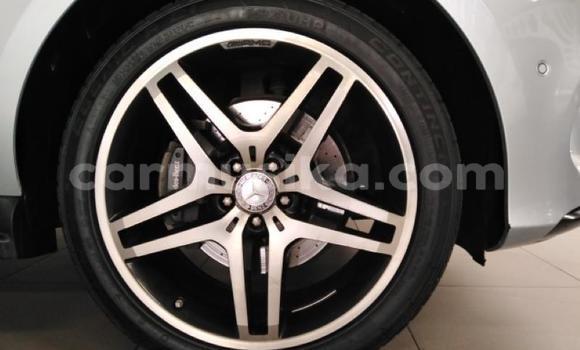 Acheter Occasion Voiture Mercedes‒Benz C-klasse Gris à Beitbridge, Matabeleland South Acheter Occasion Voiture Mercedes‒Benz C-klasse Gris à Beitbridge, Matabeleland South