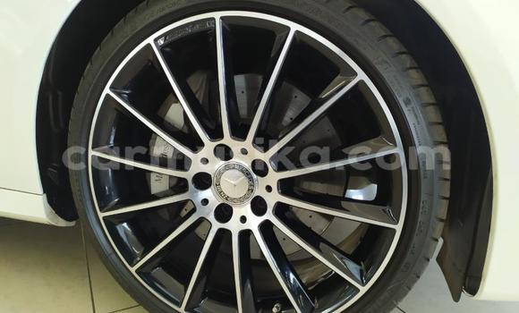 Nunua Ilio tumika Mercedes‒Benz C–Class Nyeupe Gari ndani ya Beitbridge nchini Matabeleland Kusini Nunua Ilio tumika Mercedes‒Benz C–Class Nyeupe Gari ndani ya Beitbridge nchini Matabeleland Kusini