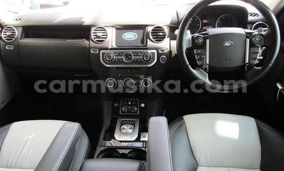 Tenga Tsaru Land Rover Discovery Chena Mota in Beitbridge in Matabeleland South Tenga Tsaru Land Rover Discovery Chena Mota in Beitbridge in Matabeleland South