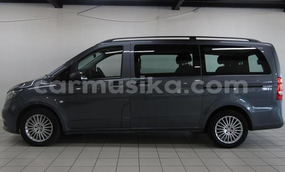 Buy Used Mercedes‒Benz Vito Silver Car in Beitbridge in Matabeleland South