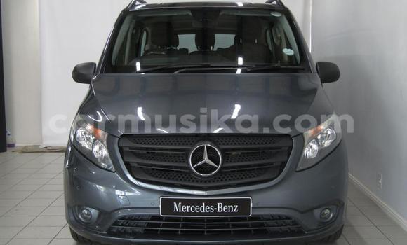Acheter Occasion Voiture Mercedes‒Benz Vito Gris à Beitbridge, Matabeleland South Acheter Occasion Voiture Mercedes‒Benz Vito Gris à Beitbridge, Matabeleland South