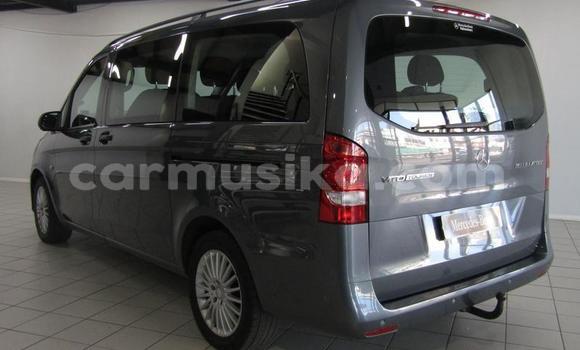 Acheter Occasion Voiture Mercedes‒Benz Vito Gris à Beitbridge, Matabeleland South Acheter Occasion Voiture Mercedes‒Benz Vito Gris à Beitbridge, Matabeleland South