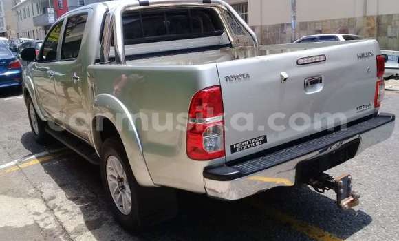 Buy Used Toyota Hilux Silver Car in Beitbridge in Matabeleland South Buy Used Toyota Hilux Silver Car in Beitbridge in Matabeleland South