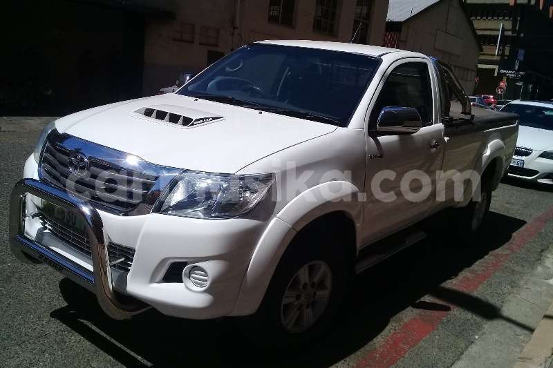 Big with watermark toyota hilux matabeleland south beitbridge 16038