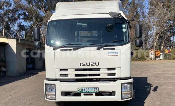 Acheter Occasion Utilitaire Isuzu FTR 850 Blanc à Beitbridge, Matabeleland South Acheter Occasion Utilitaire Isuzu FTR 850 Blanc à Beitbridge, Matabeleland South