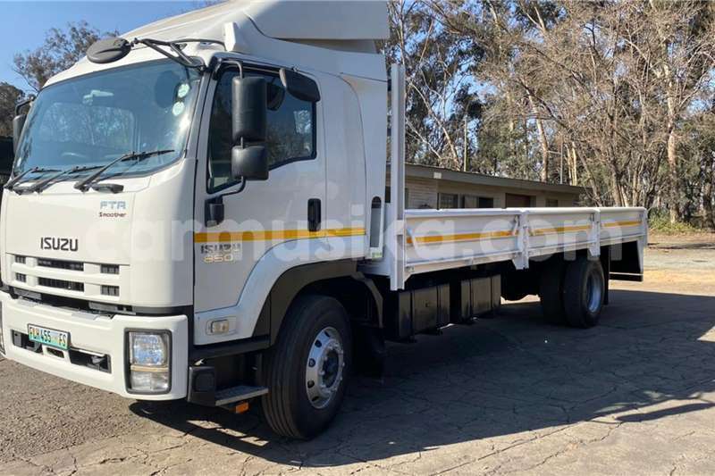 Big with watermark isuzu ftr 850 matabeleland south beitbridge 16040