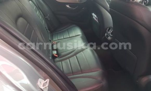 Nunua Ilio tumika Mercedes‒Benz C–Class Fedha Gari ndani ya Beitbridge nchini Matabeleland Kusini Nunua Ilio tumika Mercedes‒Benz C–Class Fedha Gari ndani ya Beitbridge nchini Matabeleland Kusini