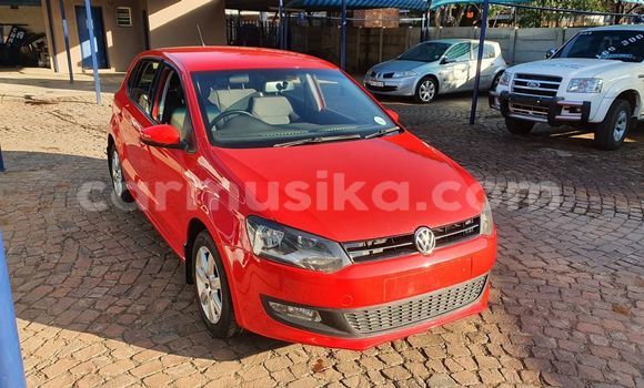 Acheter Occasion Voiture Volkswagen Polo Rouge à Beitbridge, Matabeleland South Acheter Occasion Voiture Volkswagen Polo Rouge à Beitbridge, Matabeleland South