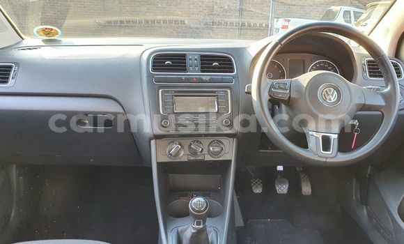 Acheter Occasion Voiture Volkswagen Polo Rouge à Beitbridge, Matabeleland South Acheter Occasion Voiture Volkswagen Polo Rouge à Beitbridge, Matabeleland South