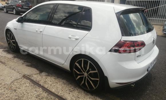 Acheter Occasion Voiture Volkswagen Golf GTI Blanc à Beitbridge, Matabeleland South Acheter Occasion Voiture Volkswagen Golf GTI Blanc à Beitbridge, Matabeleland South